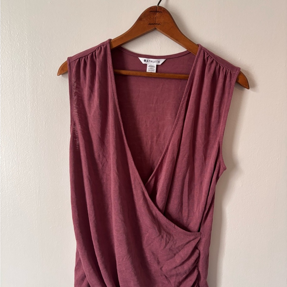 Athleta Mauve Top